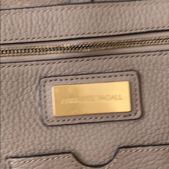 Annabel Ingall oversized leather tote - Picture 8 of 16